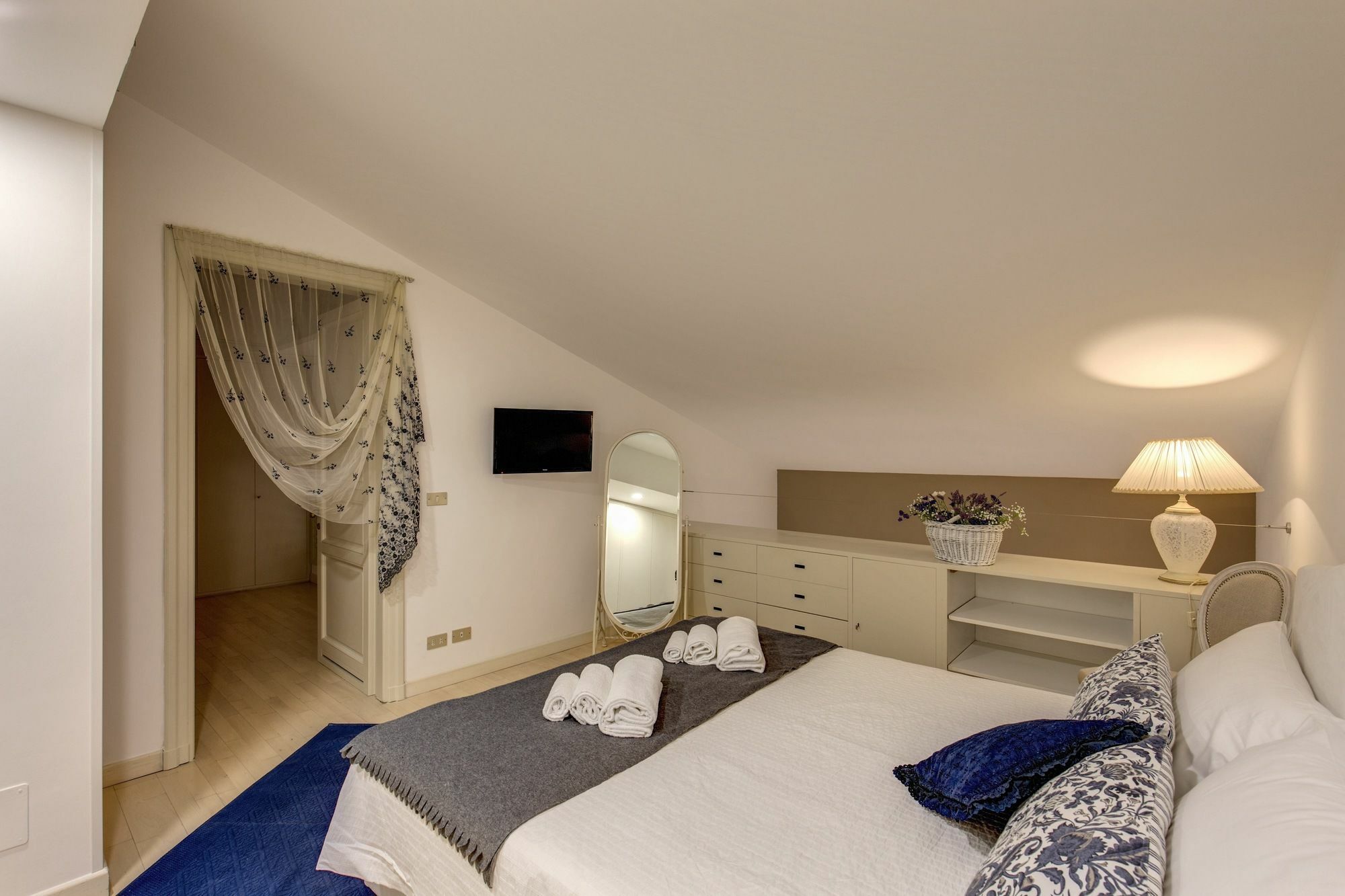 Trevi Miracle Suite Roma Exterior foto